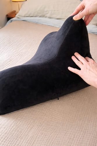 Customer photo review of Zyra - Sweet Spot Comfort Pillow