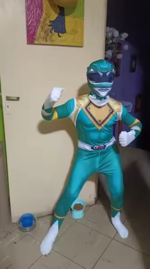 Customer photo review of Kinder Superheld Kostüm Ranger | Fantasie Rollenspiel Anzug