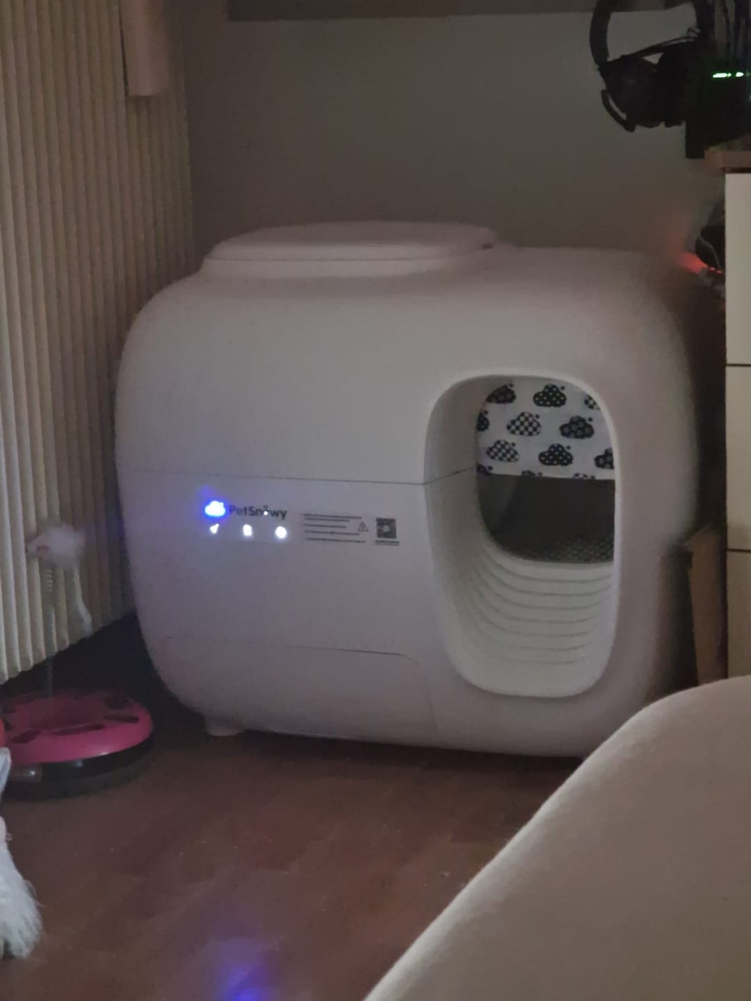 Customer photo review of Self-Cleaning Litter Box