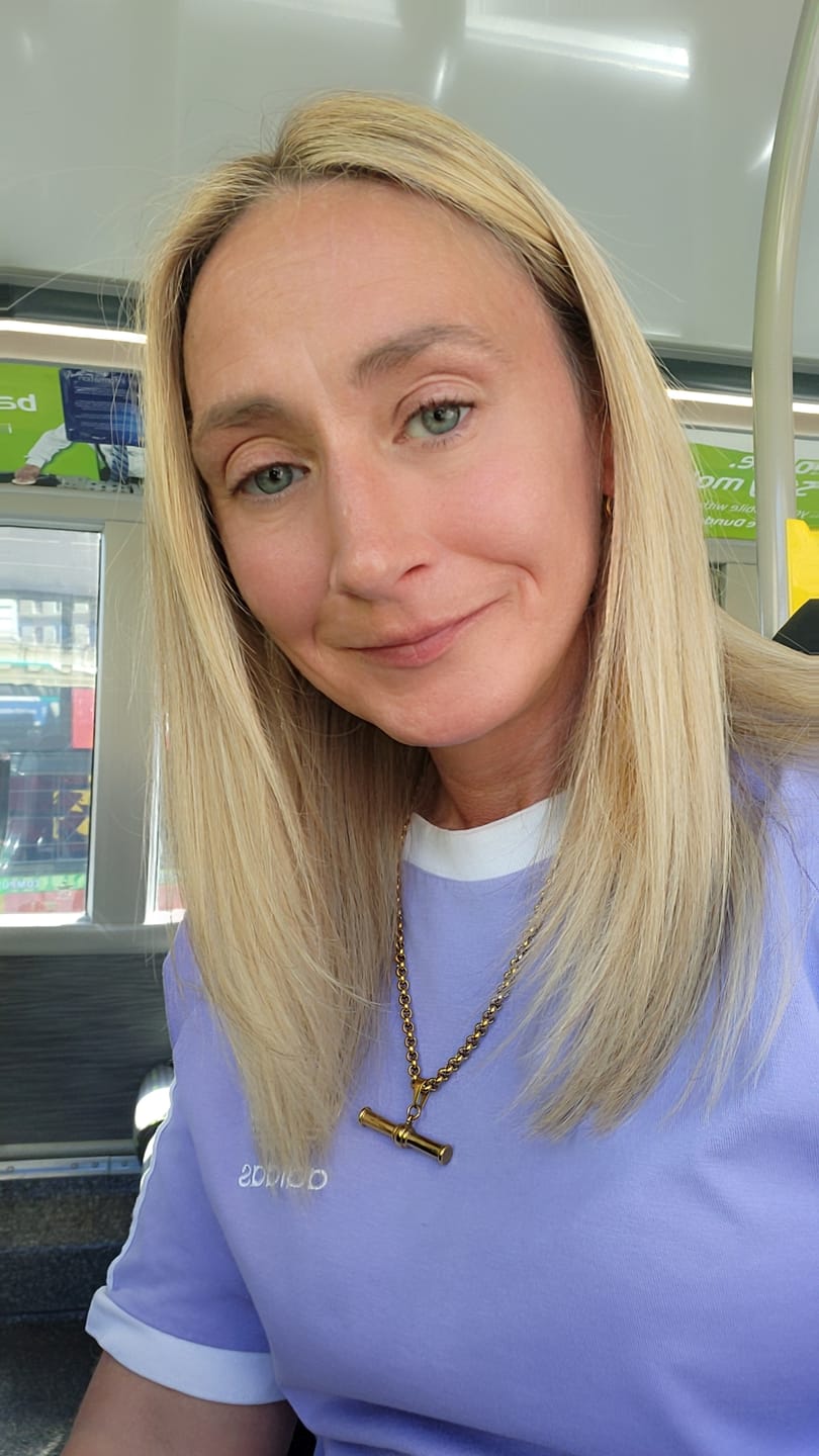 Customer photo review of XL T-Bar Necklace