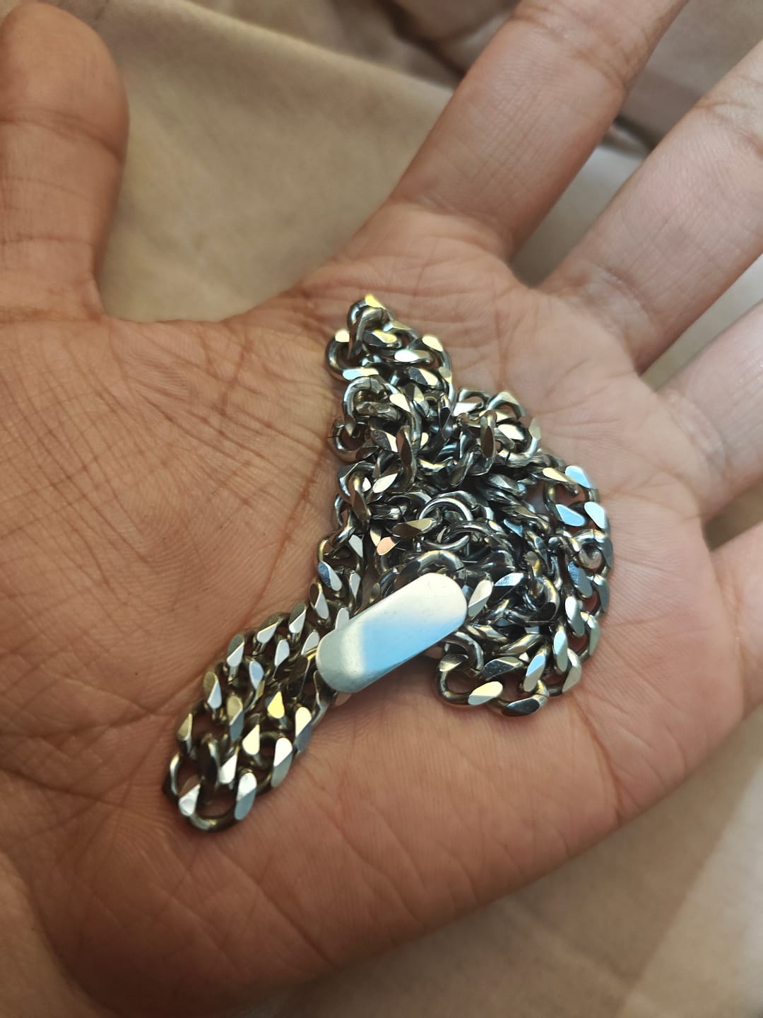 Customer photo review of Bolt Signature Silver Cuban Chain