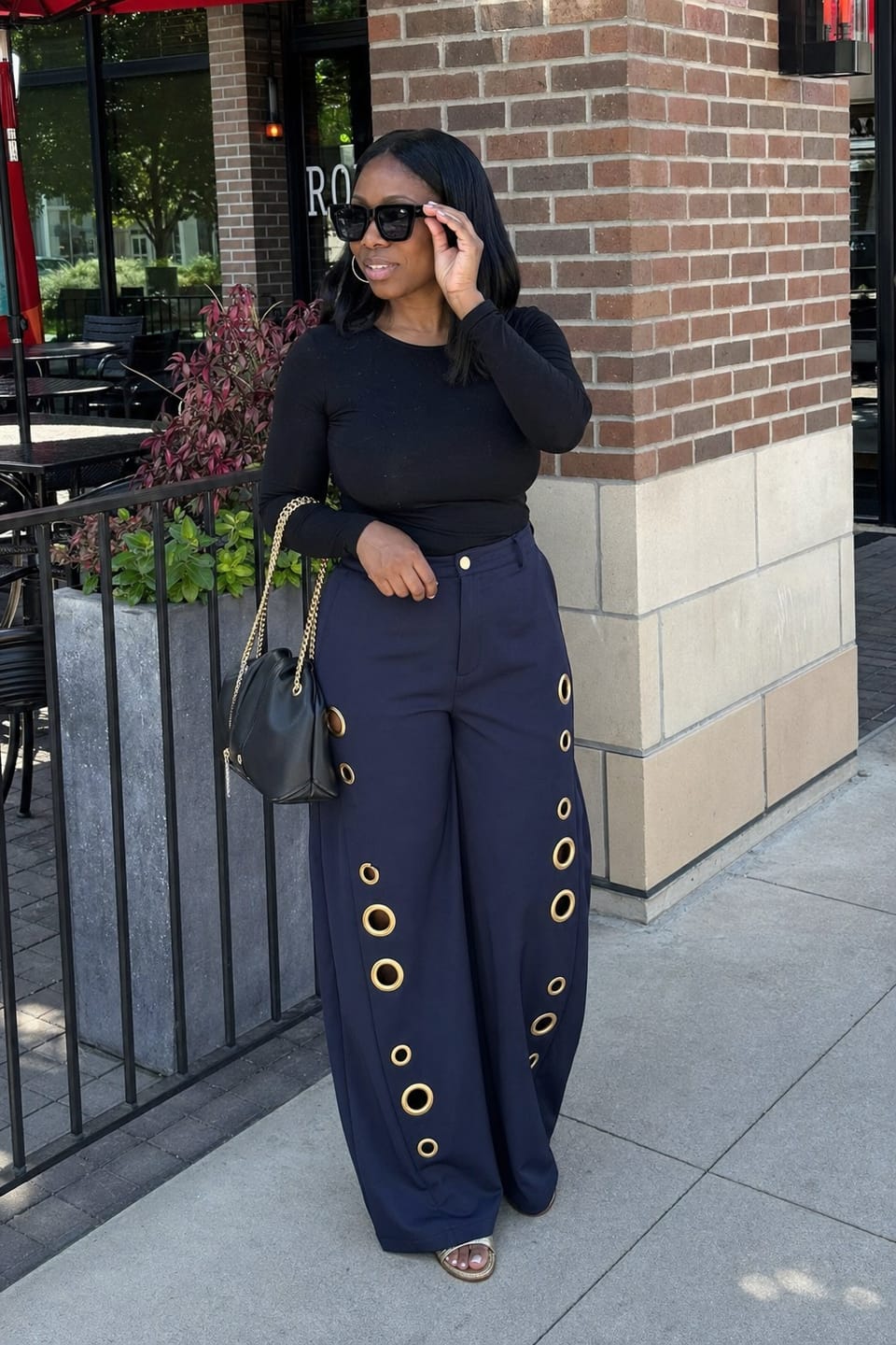 Customer photo review of High Waisted Wide Leg Buttoned Hollow Pockets Solid Color Split-Joint Pants Trousers
