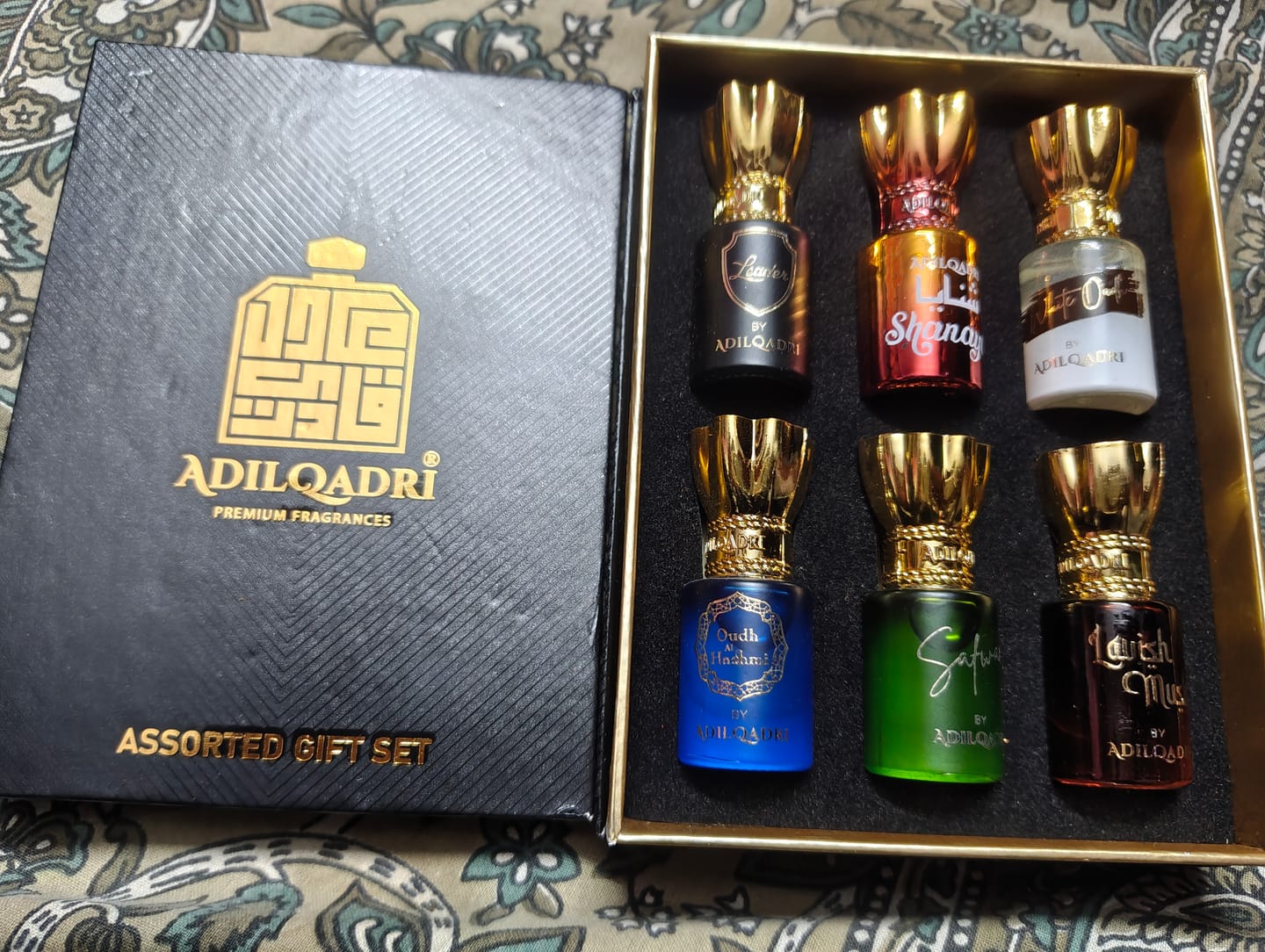 Customer photo review of Assorted Luxury Attar Perfume Gift Set (6 × 5.5Ml)