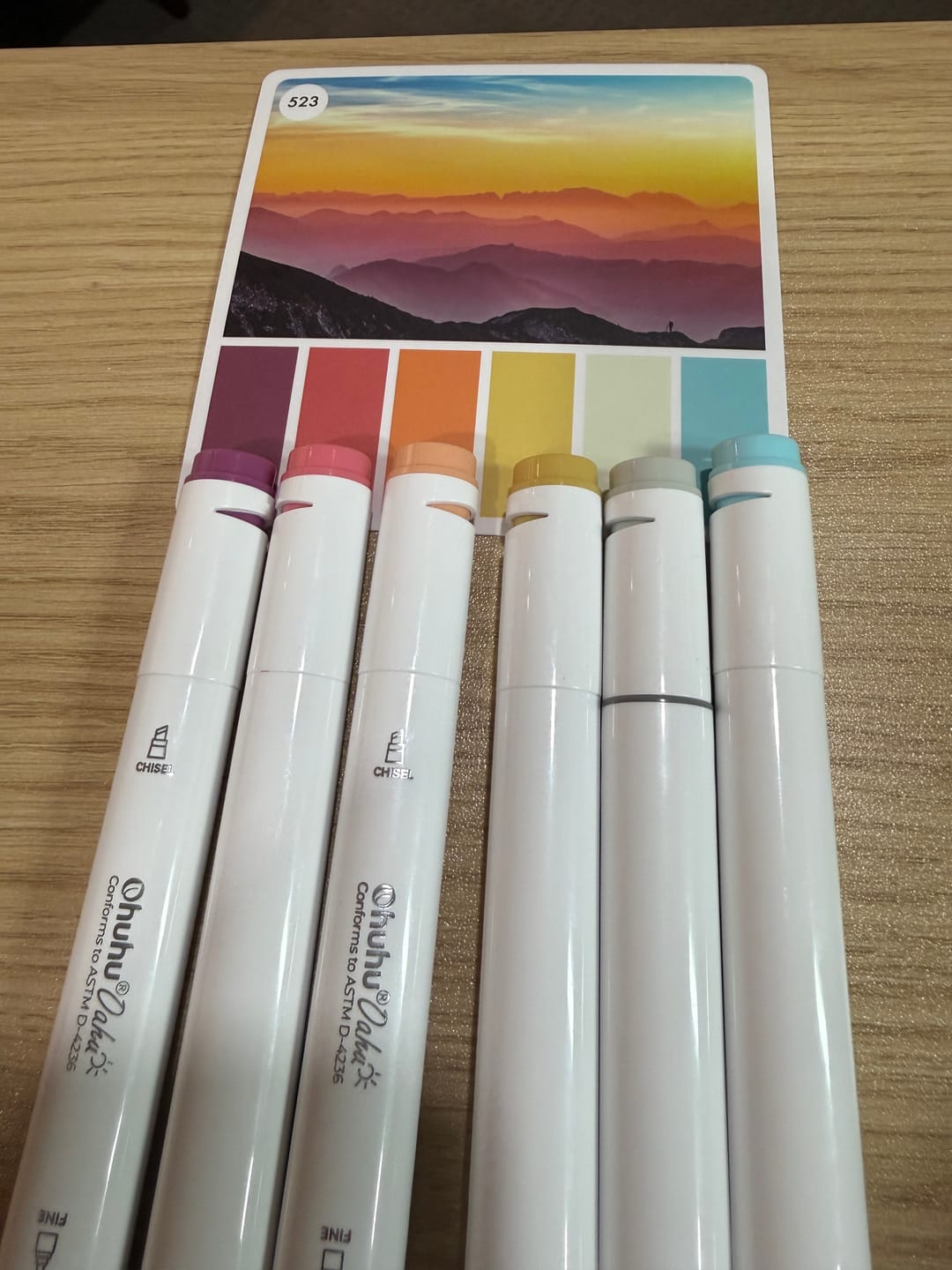 Customer photo review of Ohuhu Oahu 320 Colors Dual Tips Alcohol Art Markers, Fine & Chisel (New Color Codes)