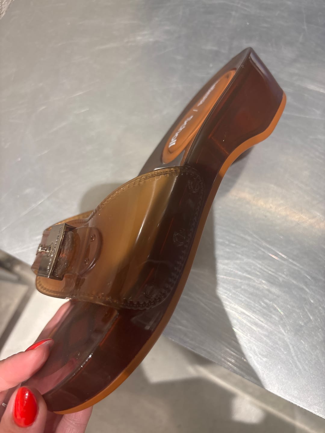 Customer photo review of כפכפי גומי לנשים Scholl + Melissa Pescura Heel