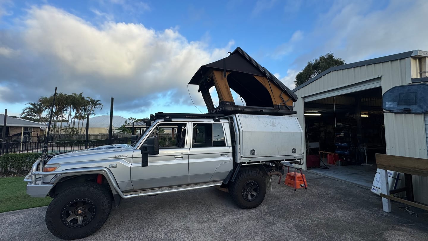 Customer photo review of Rainger Revo-X 1.45 Hardshell Roof Top Tent