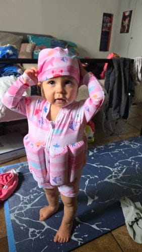 Customer photo review of Kinder Schwimmweste UV Schutz | Schwimmanzug mit Auftrieb