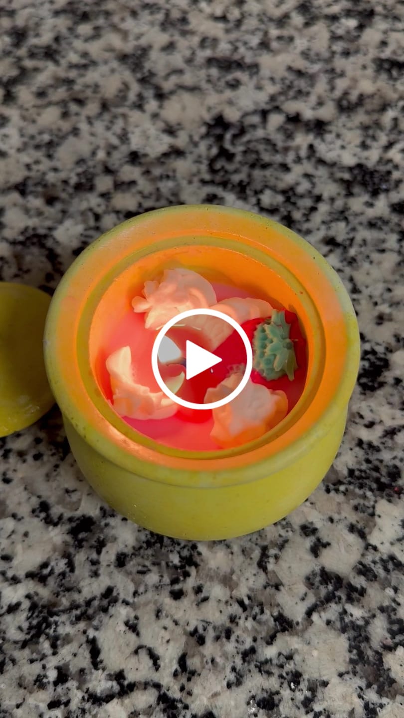 Customer video review of Fragancia FRESA & NATA