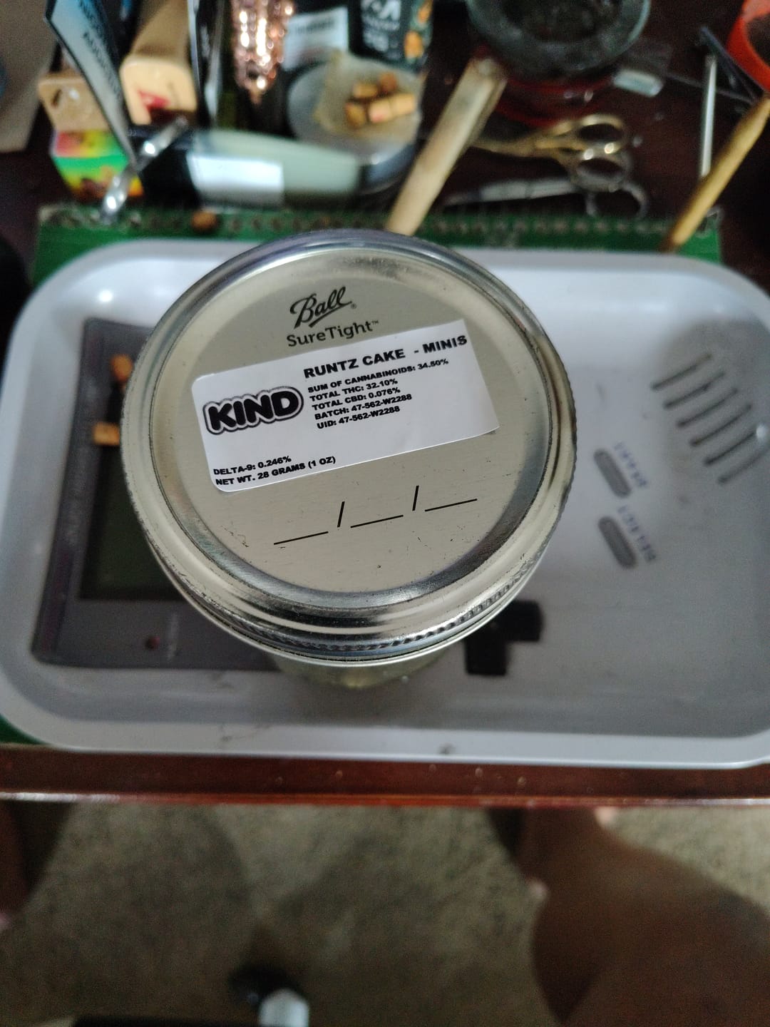 Customer photo review of Runtz Cake - Minis - 28 Grams - Hybrid