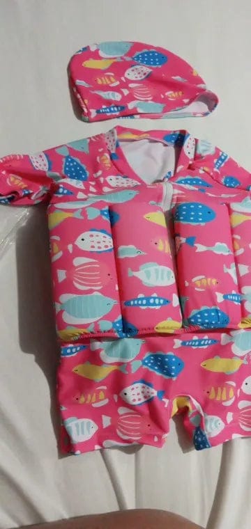Customer photo review of Kinder Schwimmweste UV Schutz | Schwimmanzug mit Auftrieb