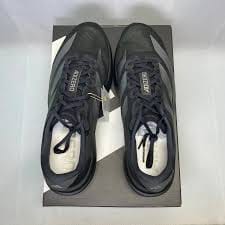 Customer photo review of Adizero Evo SL CoreBlack / Iron Mettalic