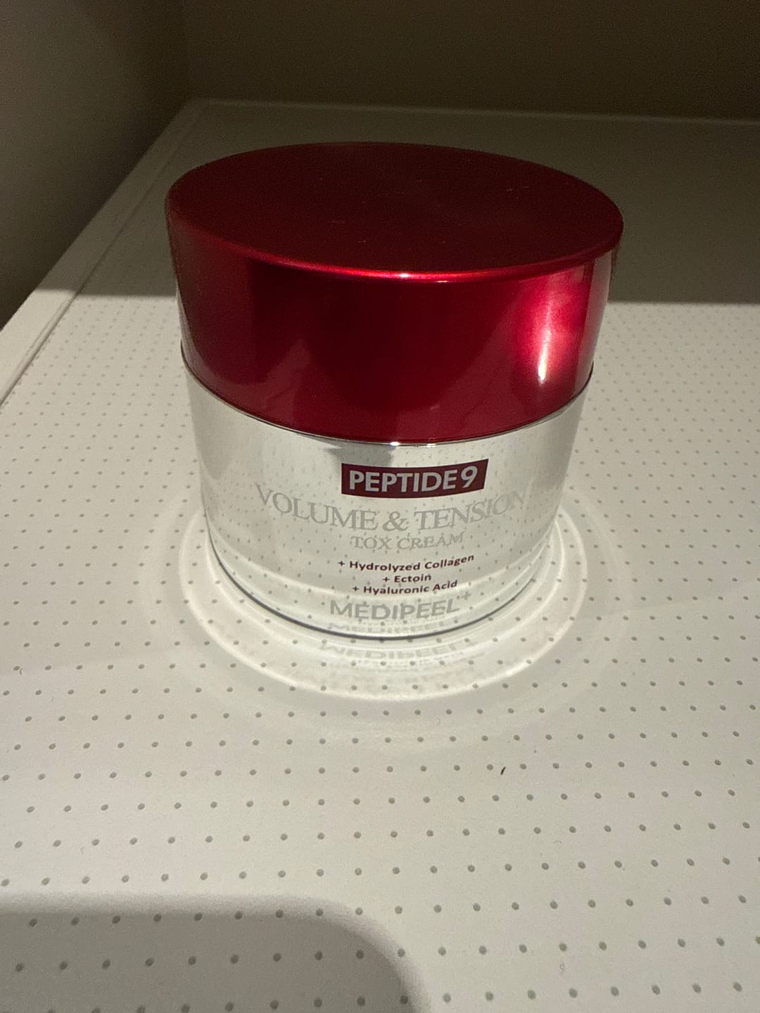Customer photo review of Pretnovecošanas liftinga krēms ar peptīdiem Medi-Peel Peptide 9 Volume & Tension Tox Cream Pro