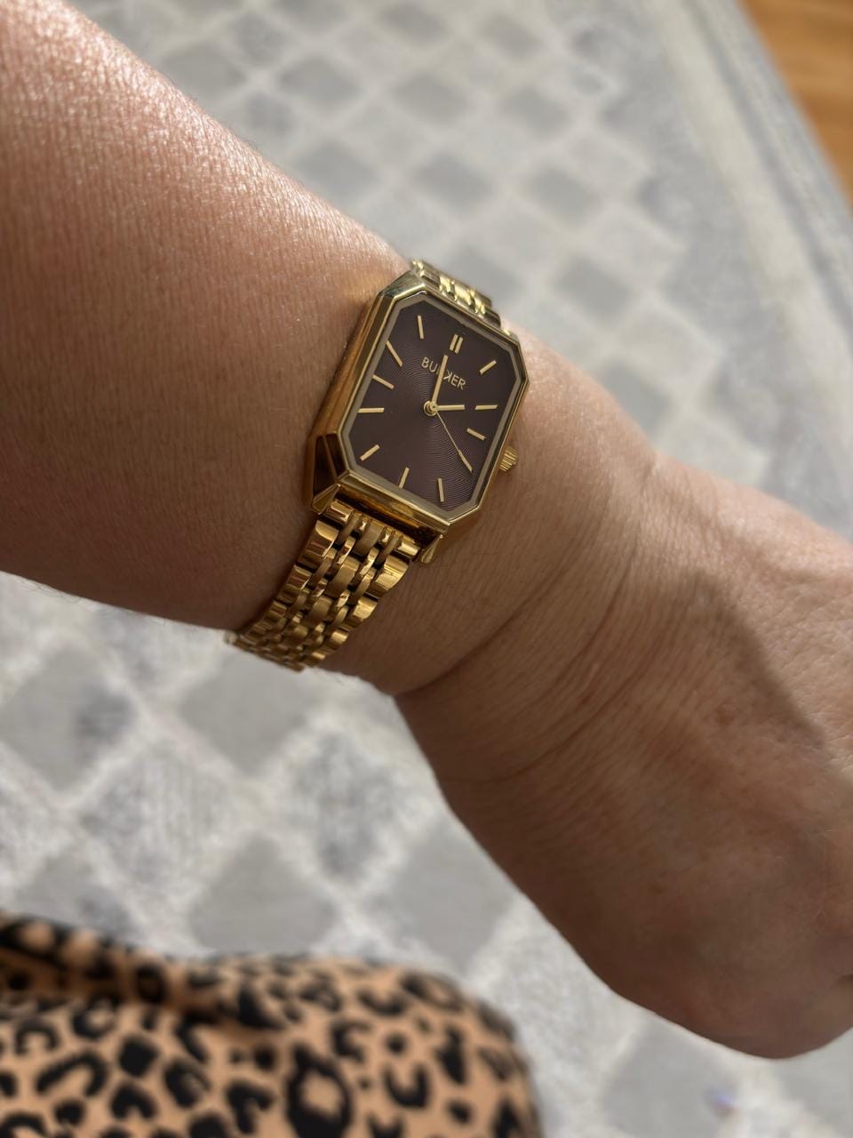 Customer photo review of Isabell Gold Burgundy