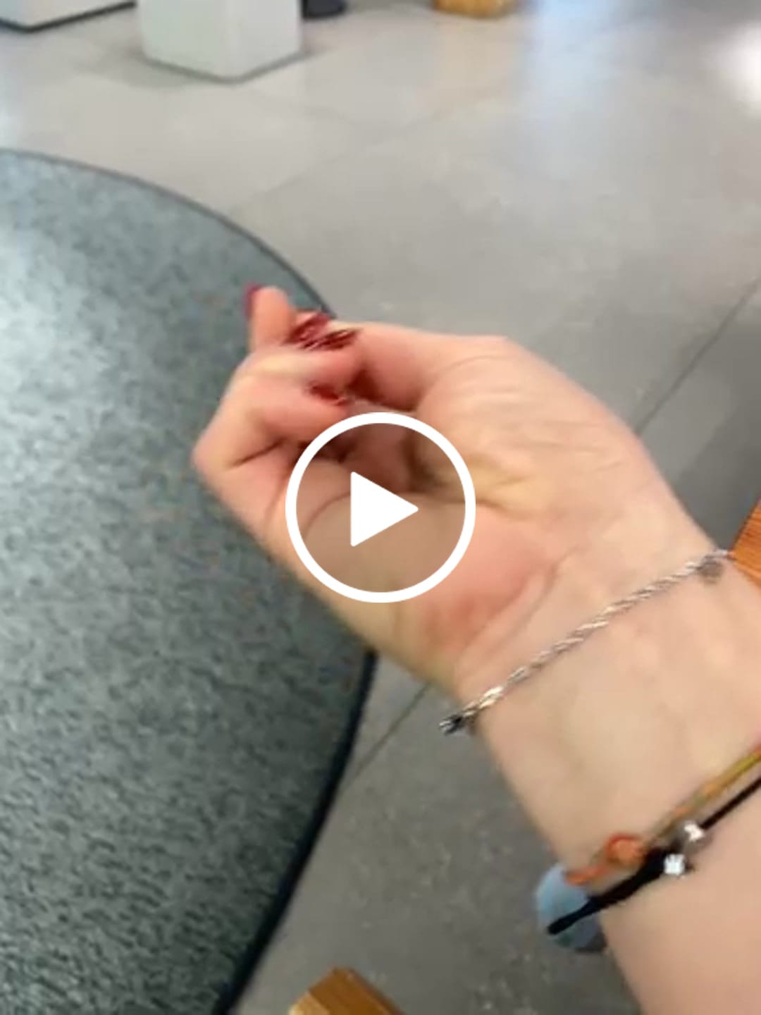 Customer video review of Pop-up Freiburg 17. – 19.04.26 | Permanent Bracelets & Charms