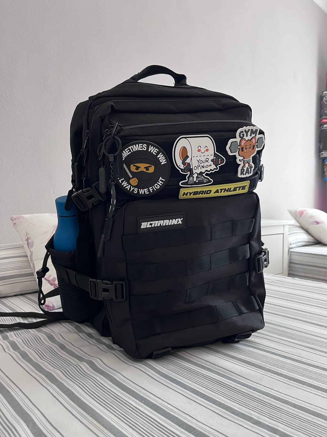 Customer photo review of Mochila Táctica 45L con compartimento para comida Negro