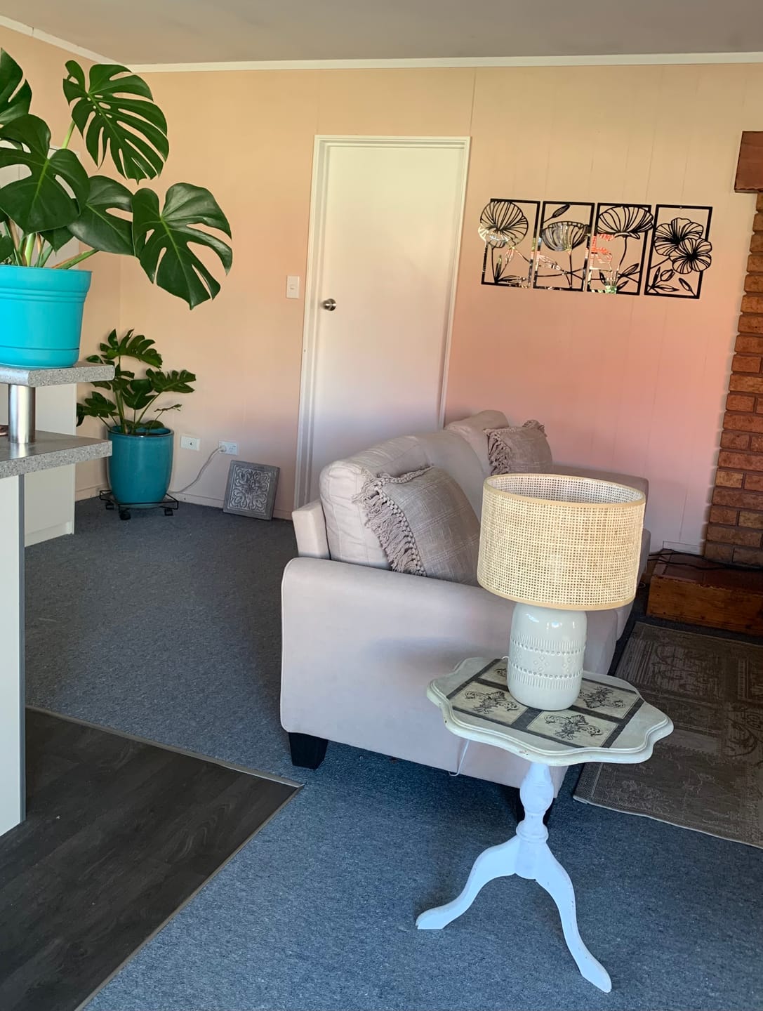 Customer photo review of Four Piece Flower Wall Art Set