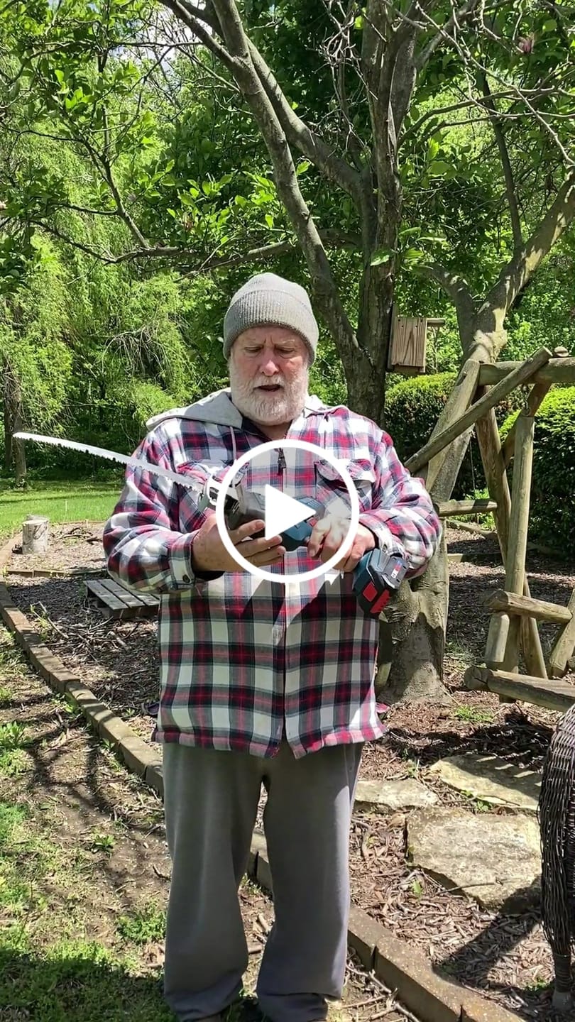 Customer video review of Tree Trimming/Wood Cutting – ProCut U-Groove Arc Edge Pruning Reciprocating Saw Blade