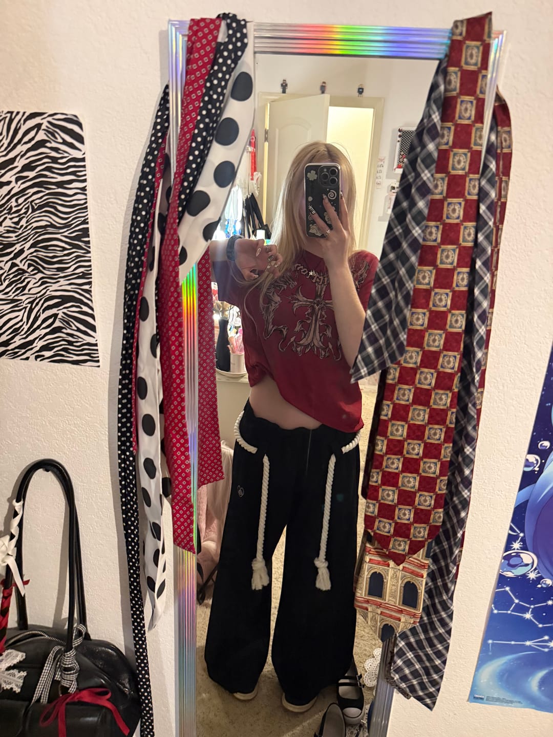 Customer photo review of Aelfric Eden Super Baggy Barrel Sweatpants