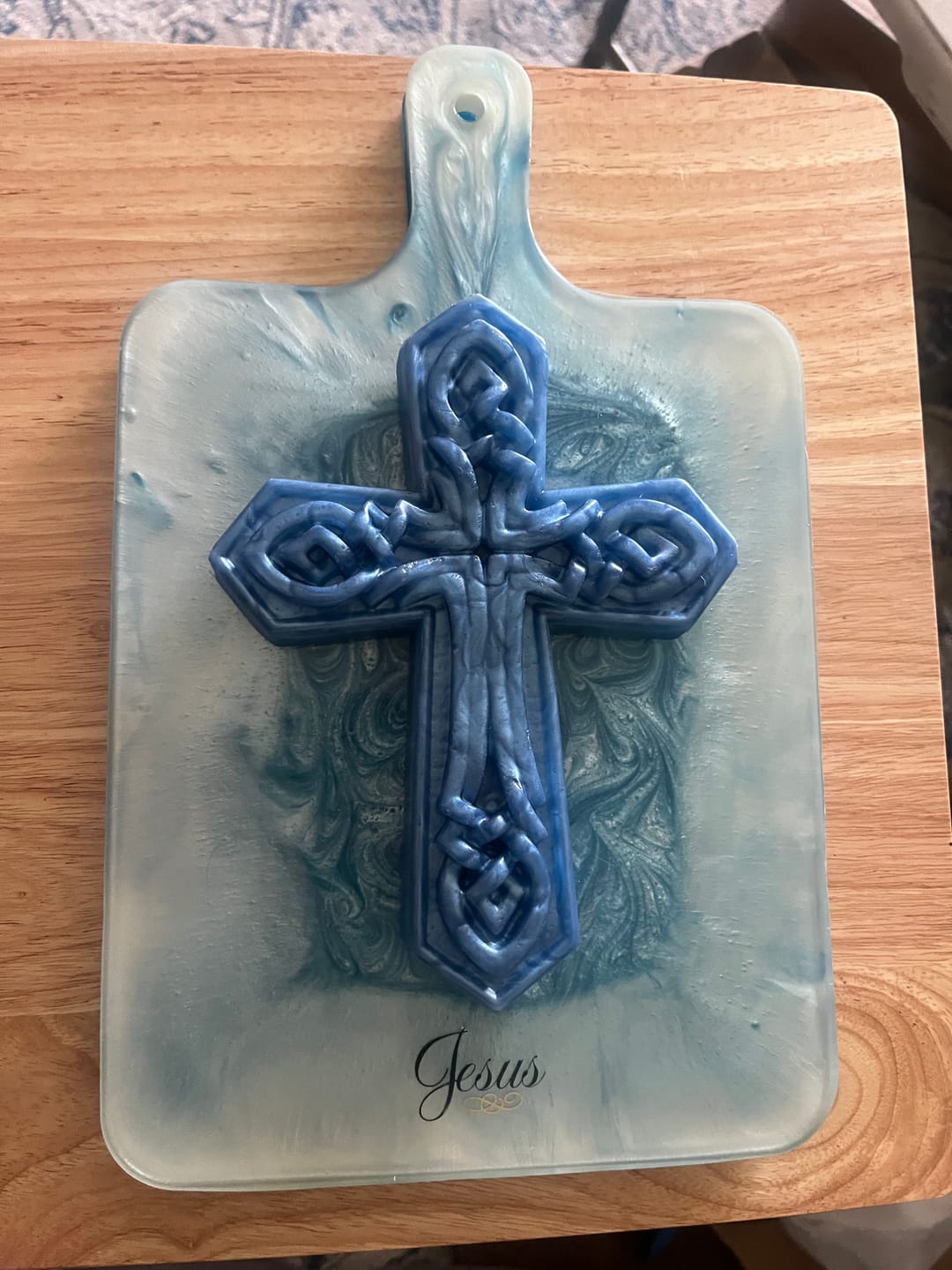 Customer photo review of 8x6x1" Celtic Cross Silicone Mold