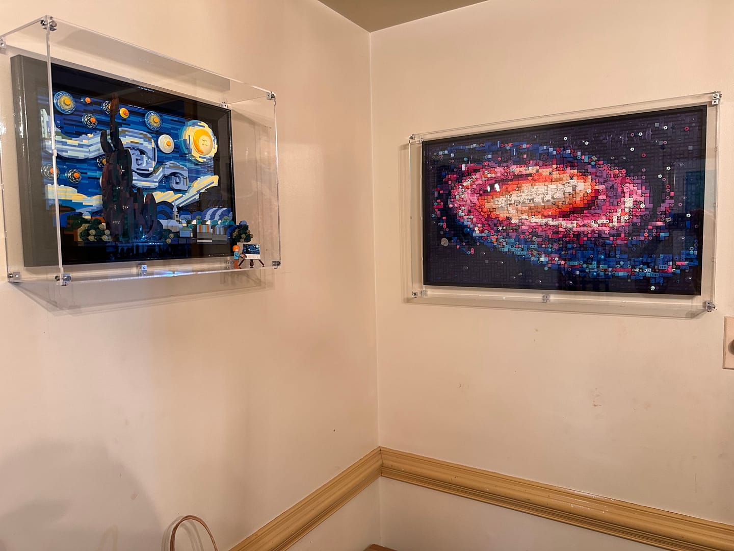 Customer photo review of Wall Mounted Display Case for LEGO® 31212 Art The Milky Way Galaxy