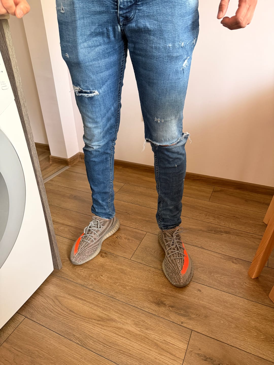 Customer photo review of Yeezy Boost 350 V2 'Beluga' (Reflective)
