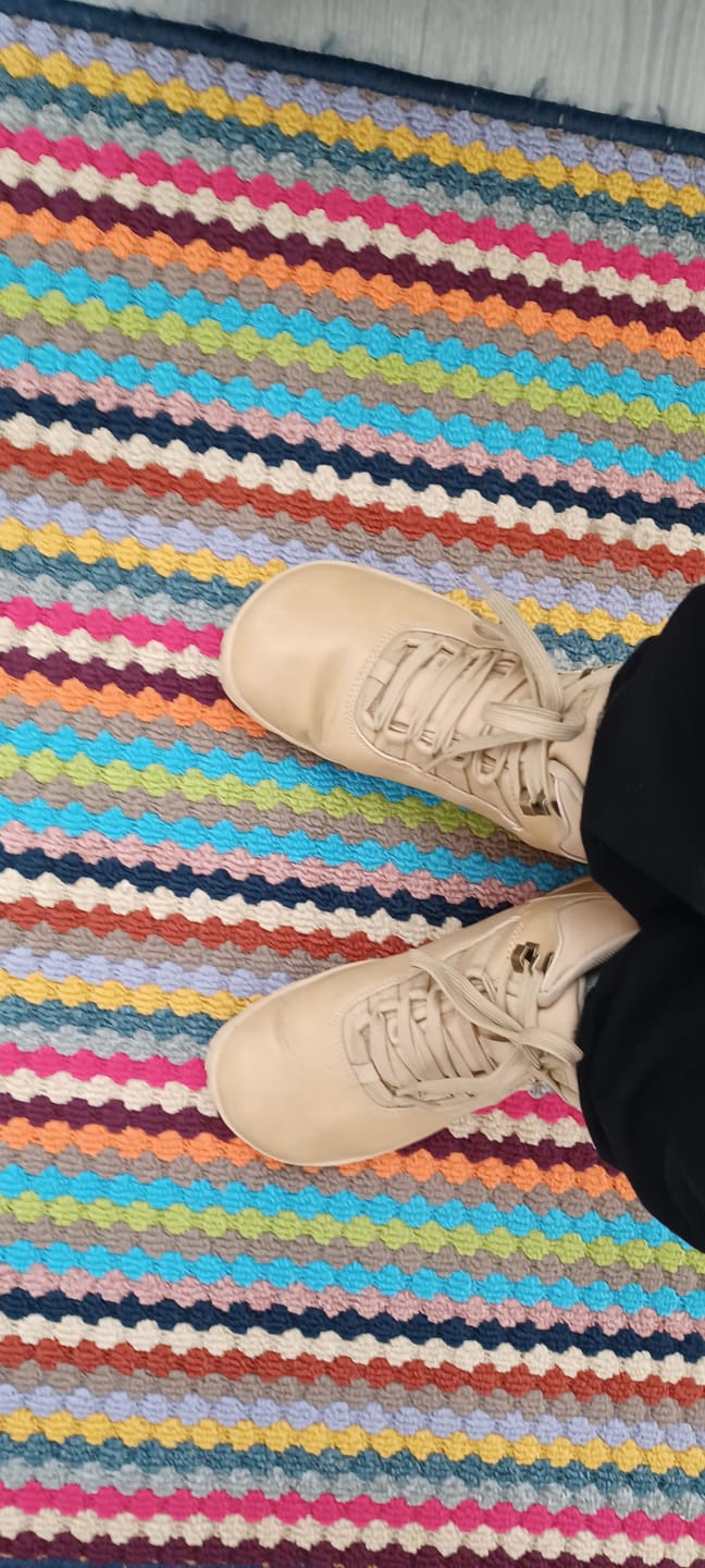 Customer photo review of Vaistoa Uoma 2 -paljasjalkavaelluskengät