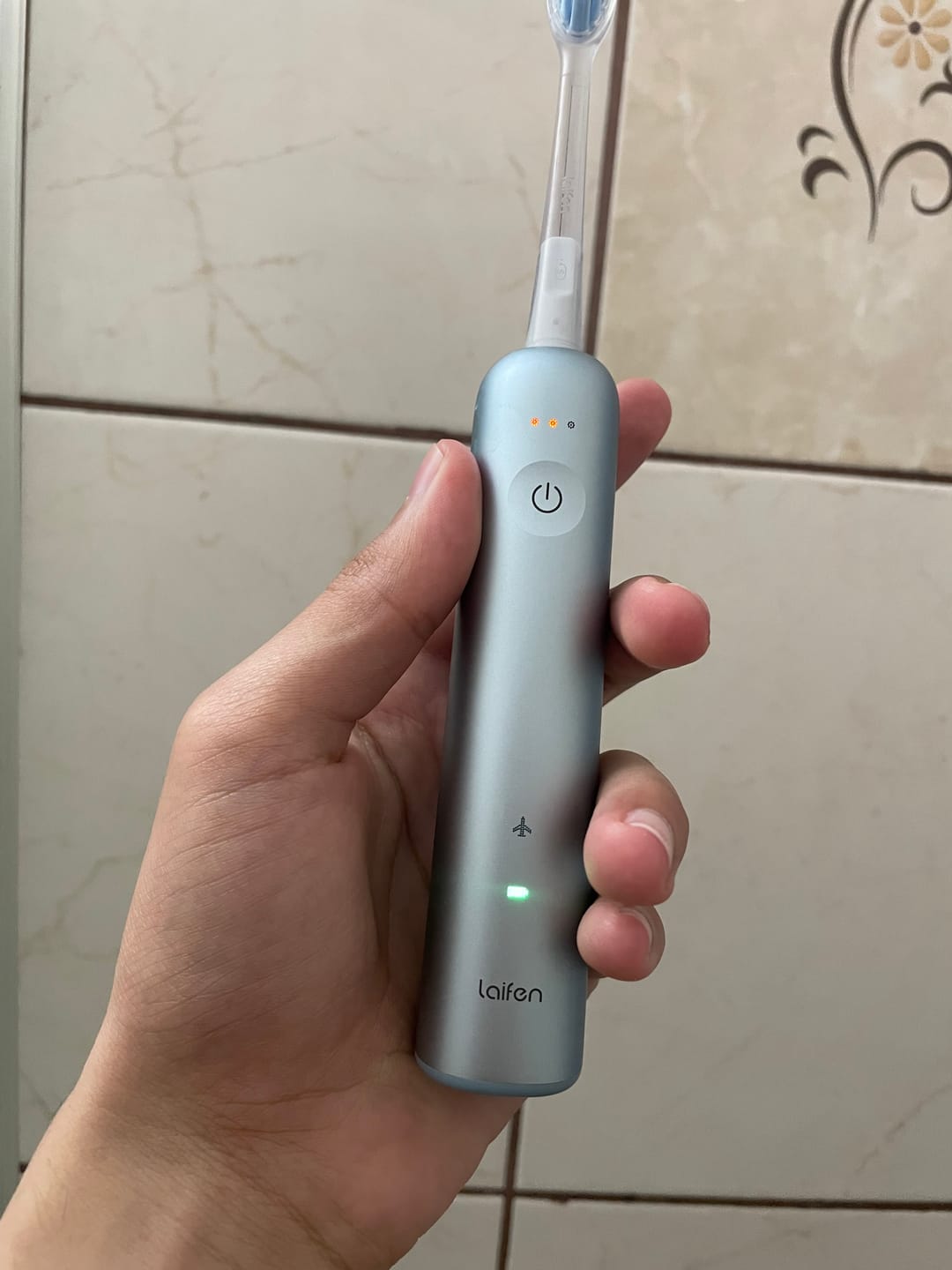 Customer photo review of Laifen Wave Pro Electric Toothbrush