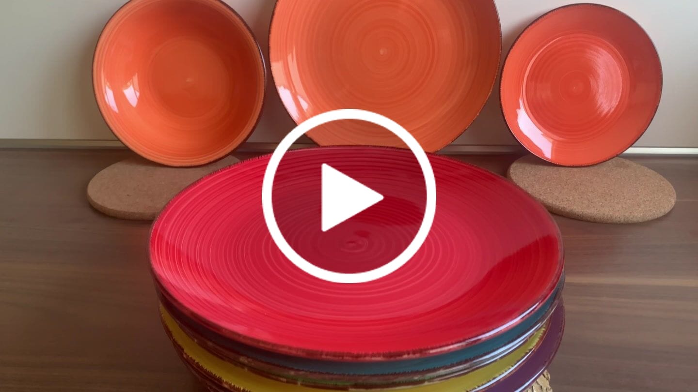 Customer video review of Studio Tavola Serviesset Sunny Summer 18-delig / 6 personen - 6 ontbijtborden, 6 soepborden en 6 dinerborden