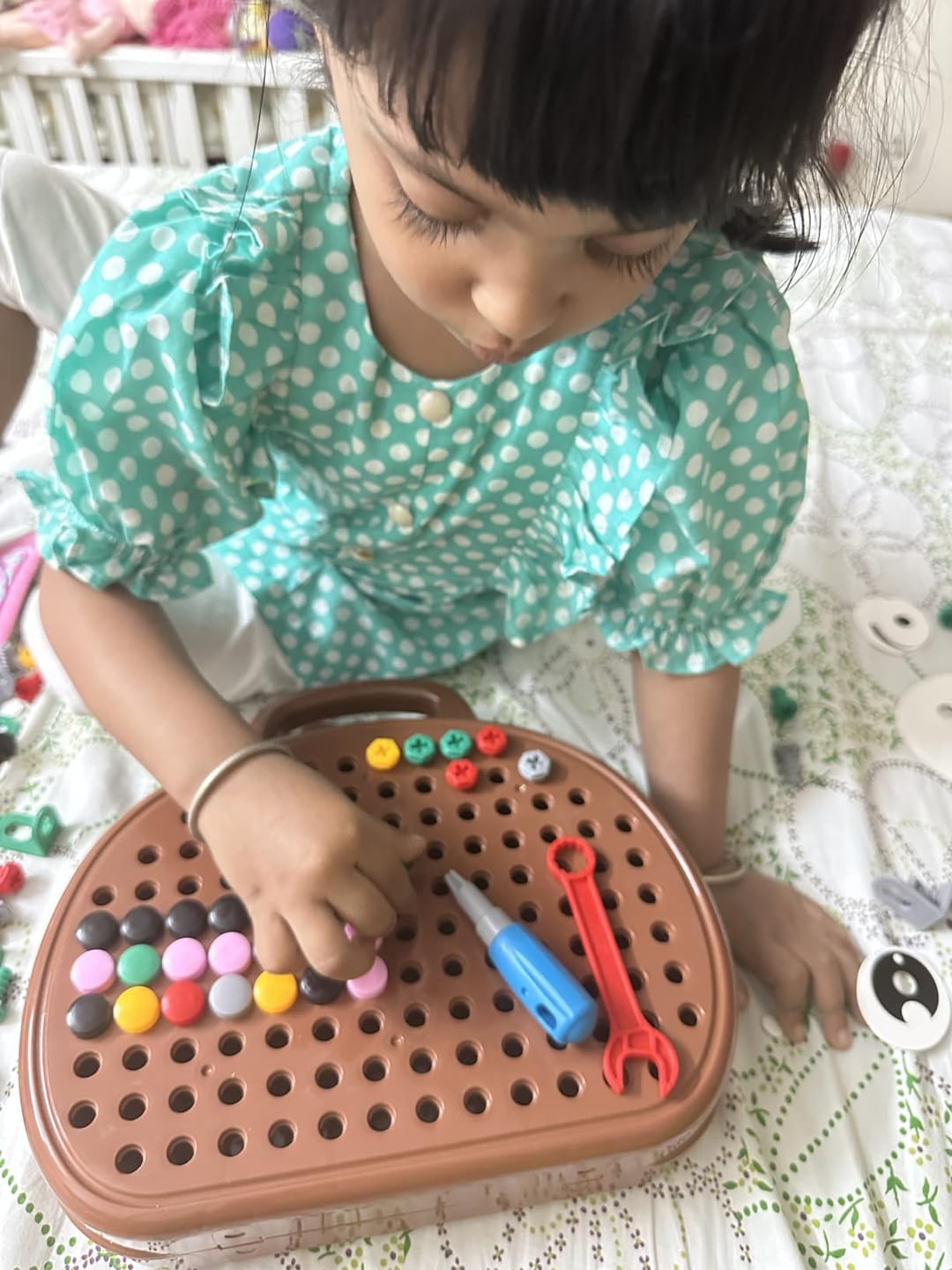 Customer photo review of Kinder Werkbank Spielzeug | Holz Werkzeug Set