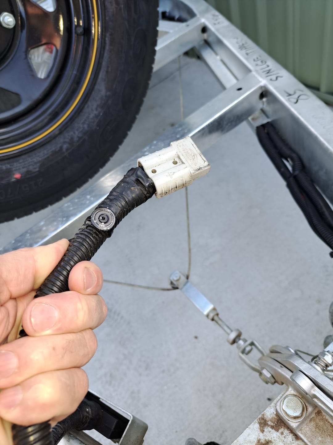 Customer photo review of ZBAD1 - Magnet Cable Tie Holders