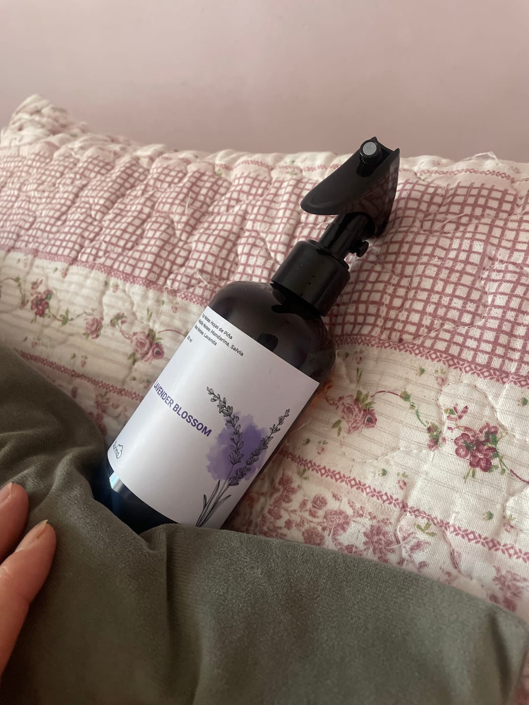 Customer photo review of Lavender Blossom - Bruma de Almohada para Sueño Profundo (250 ml)