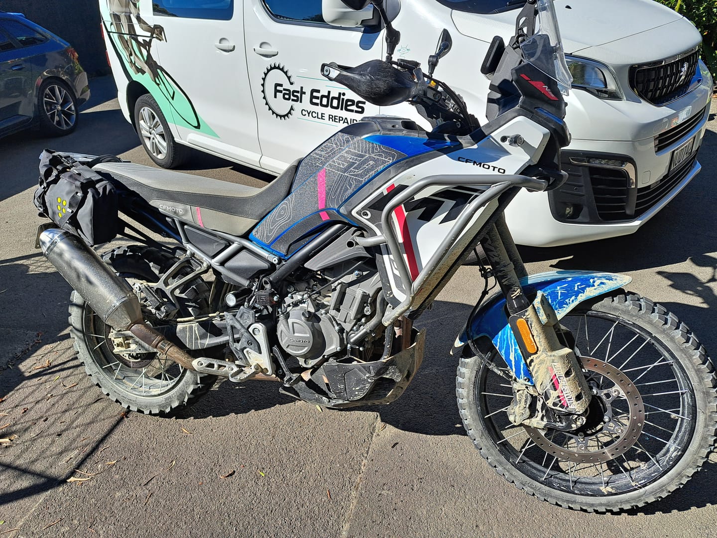 Customer photo review of CF450MT (Ibex 450) Luggage Rack