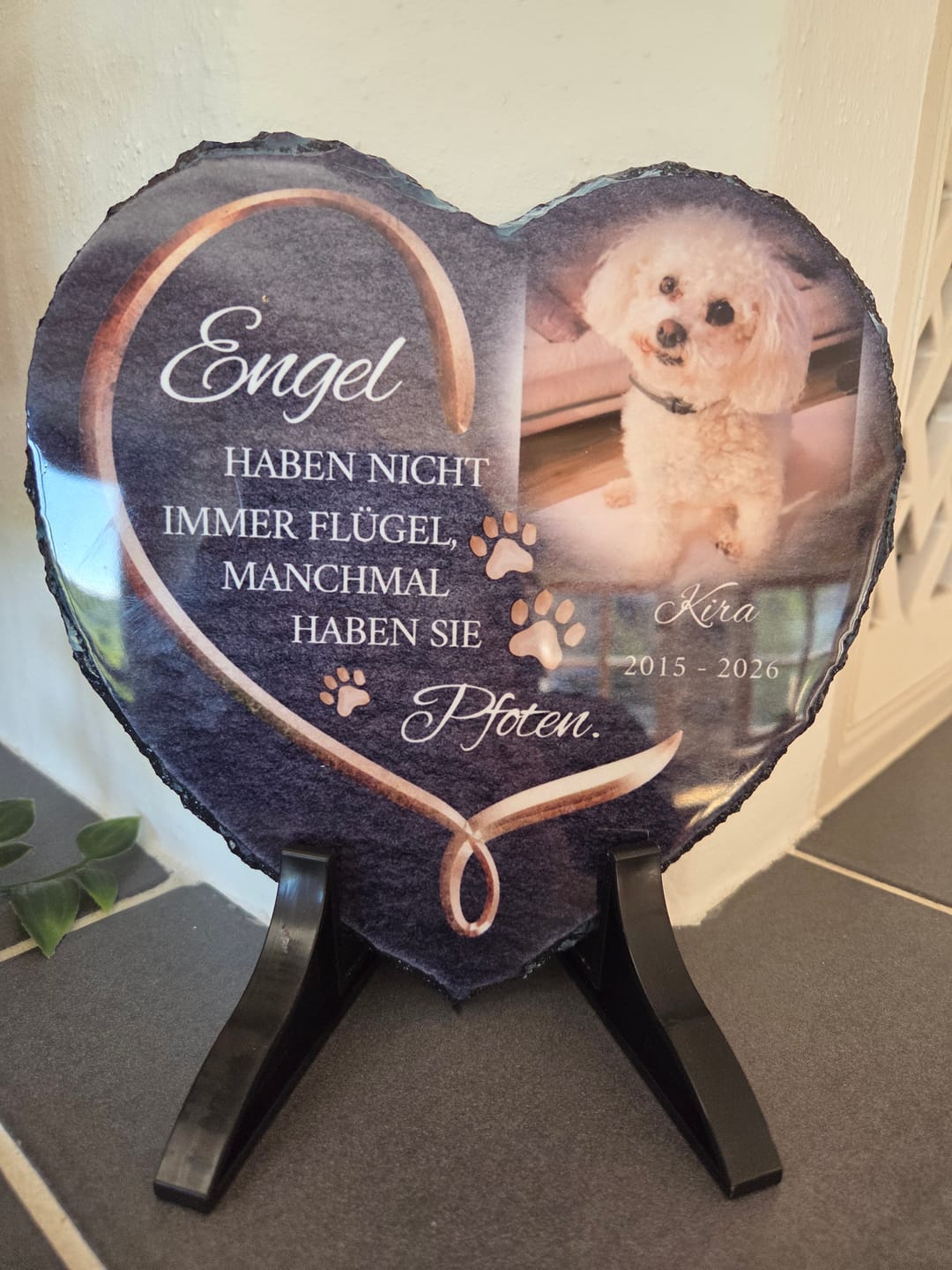 Customer photo review of Personalisiertes Schieferherz - Engel haben Pfoten