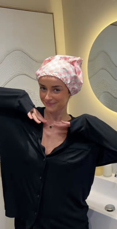 Customer photo review of Lumelle Shower Cap