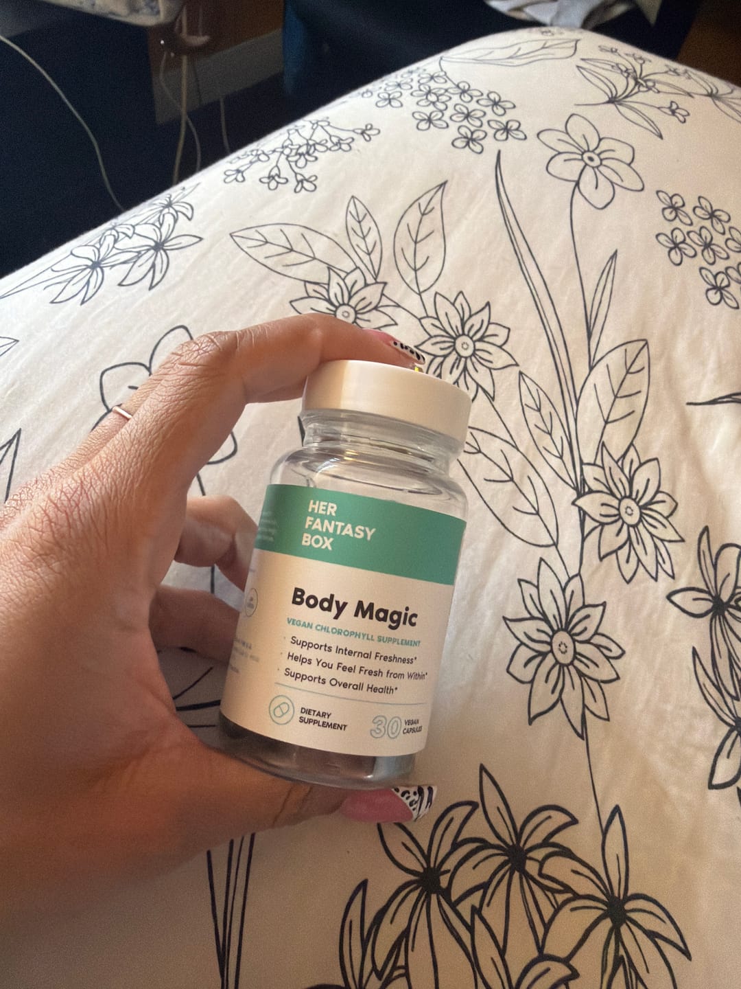 Customer photo review of Body Magic Chlorophyll Pill - For Body Odor, Detox & Skin