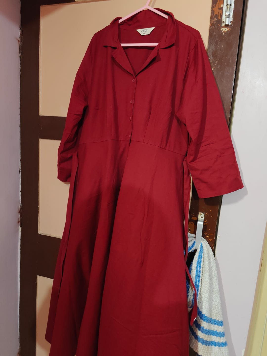 Customer photo review of Women Maroon Airy Linen Flared Dress