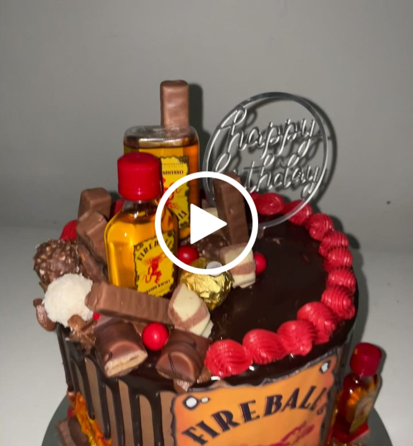 Customer video review of A5 Rectangle Custom Edible Icing Image