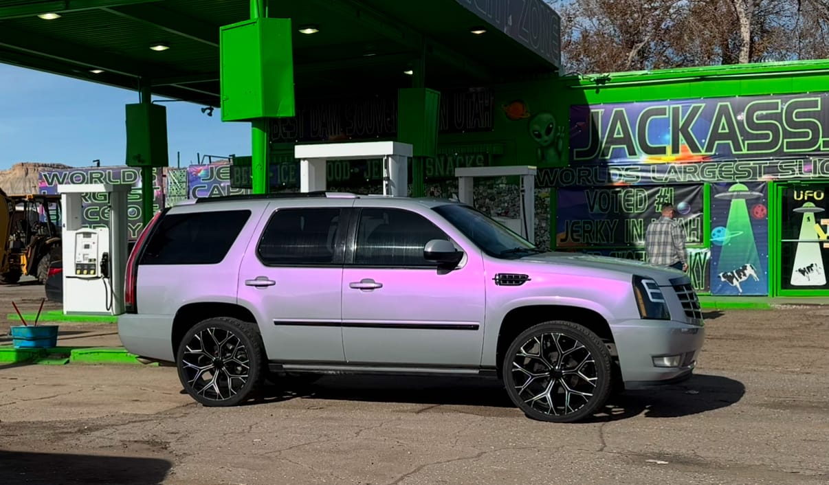 Customer photo review of Candy Metallic Gray Purple vinyl wrap
