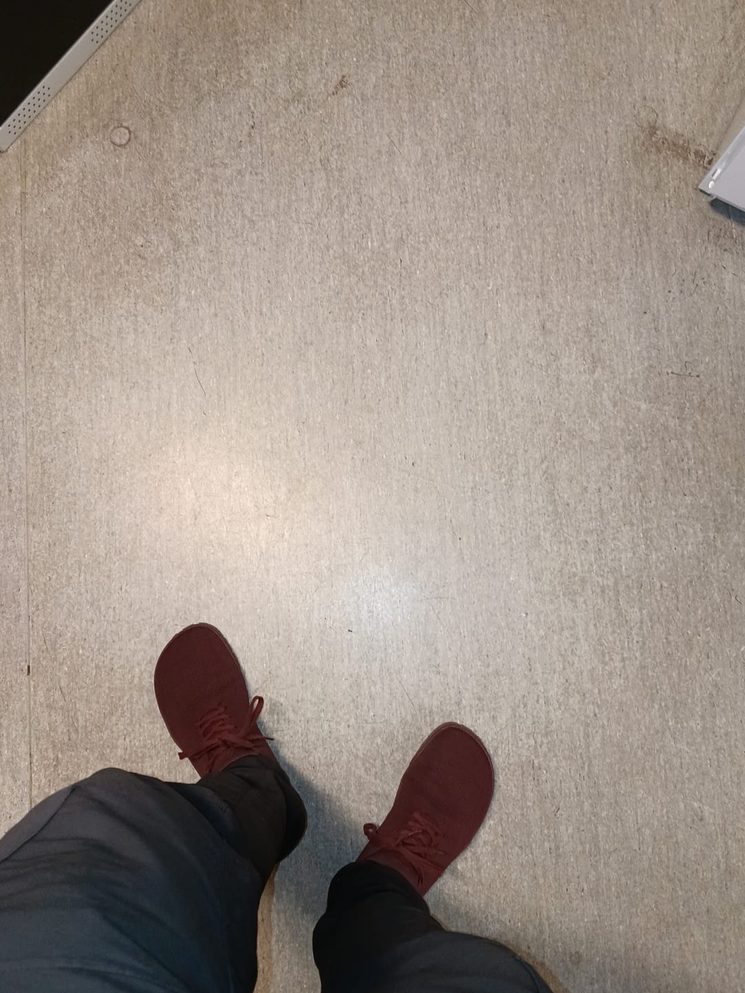 Customer photo review of Vaistoa Iloa | Knitted Barefoot Sneakers
