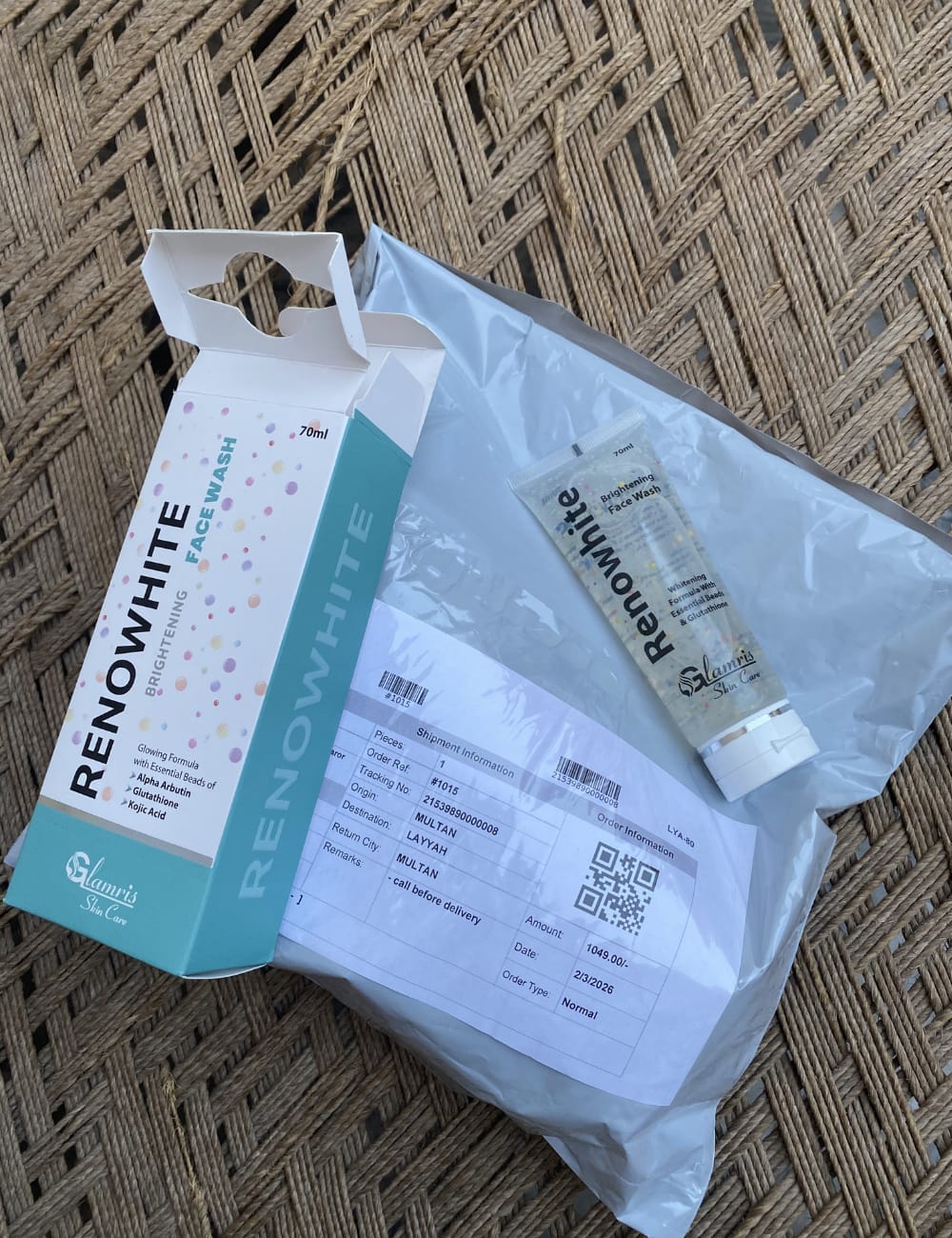 Customer photo review of Renowhite Facewash