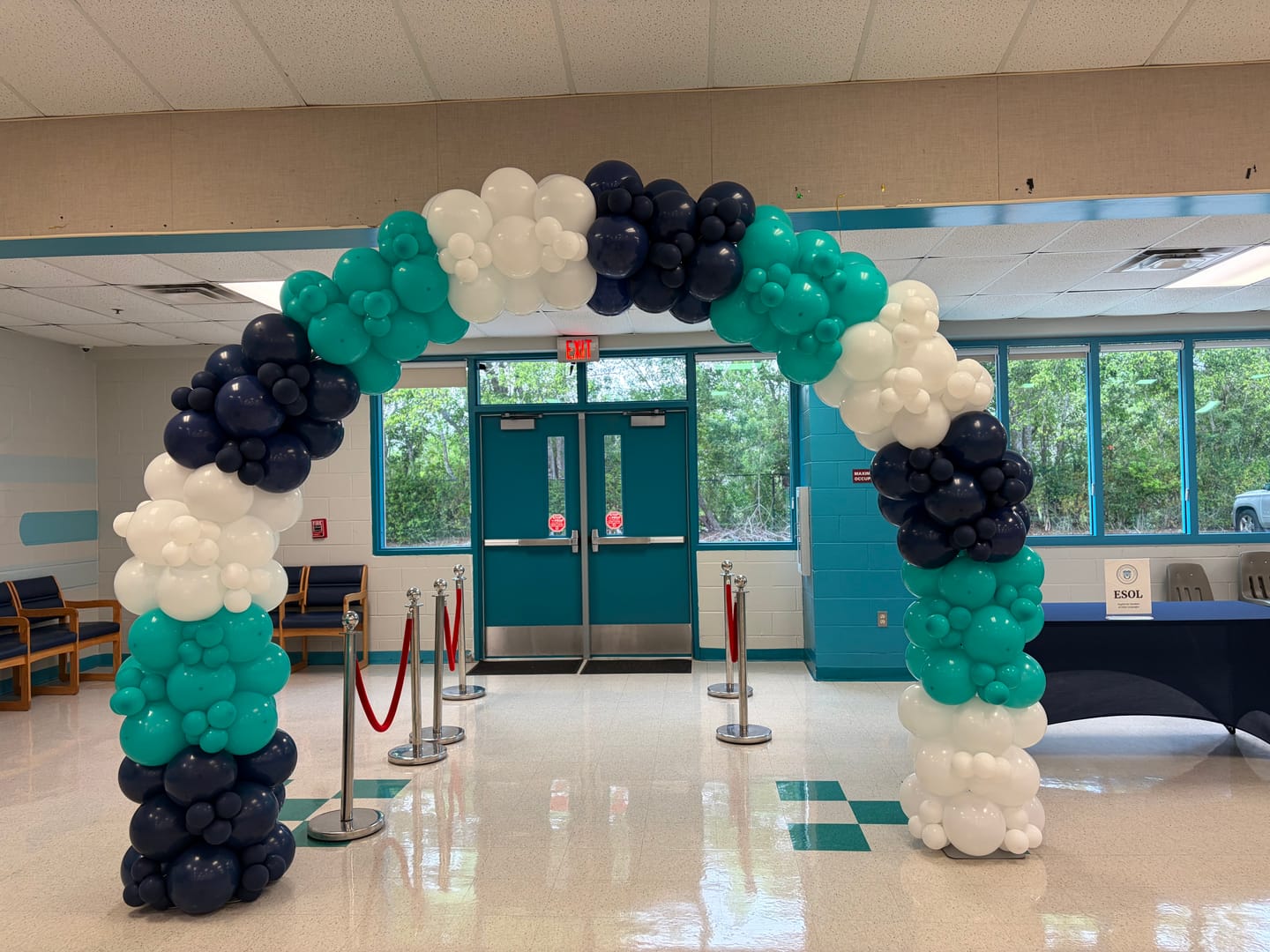 Customer photo review of 10x8 Ft Aluminum Balloon Arch Frame Wedding Arch Stand