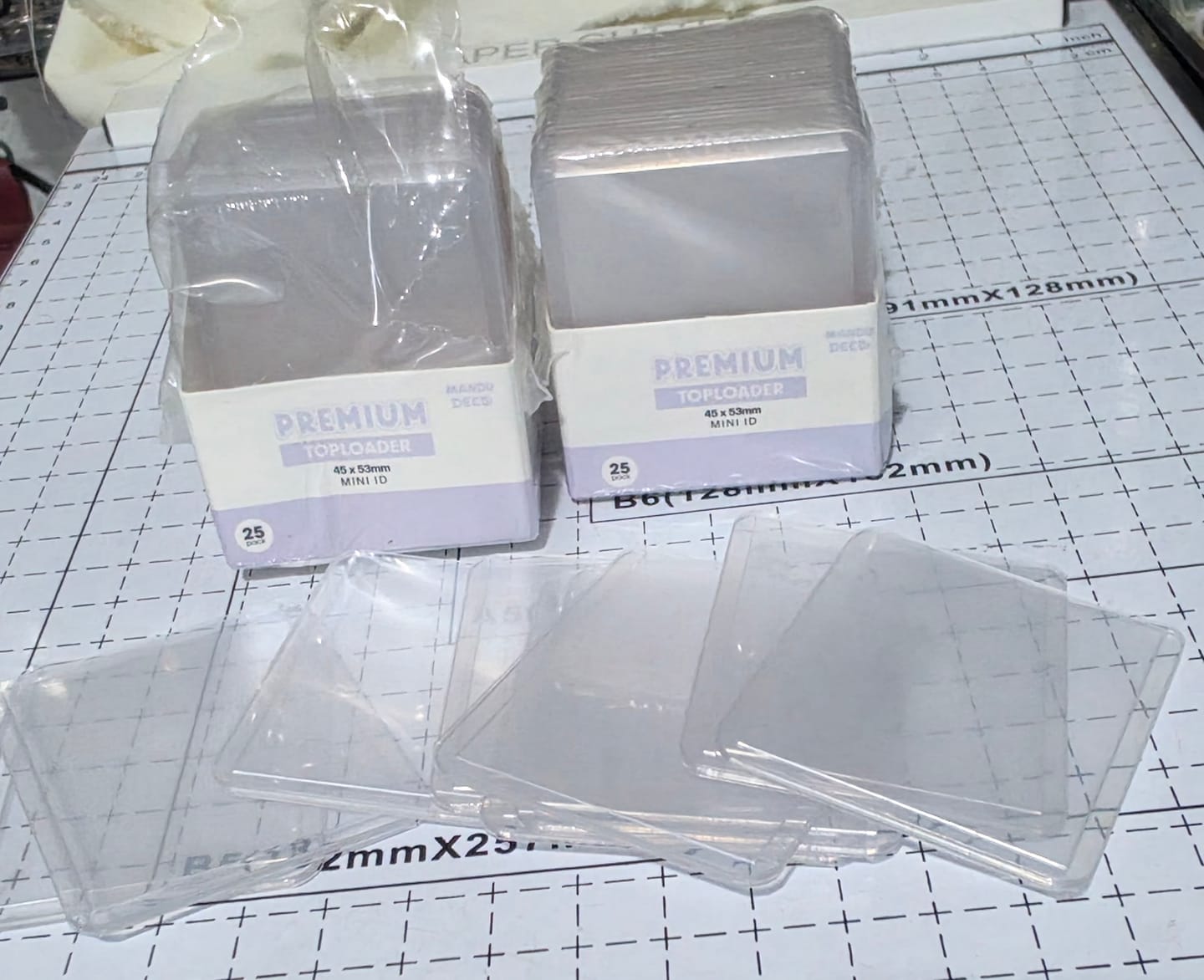 Customer photo review of PREMIUM CLEAR MINI ID TOPLOADER