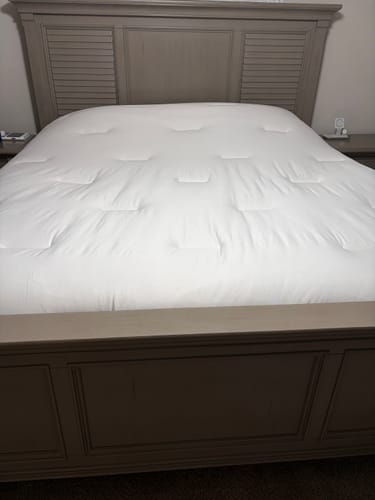 Customer photo review of MarshMellow Comforter