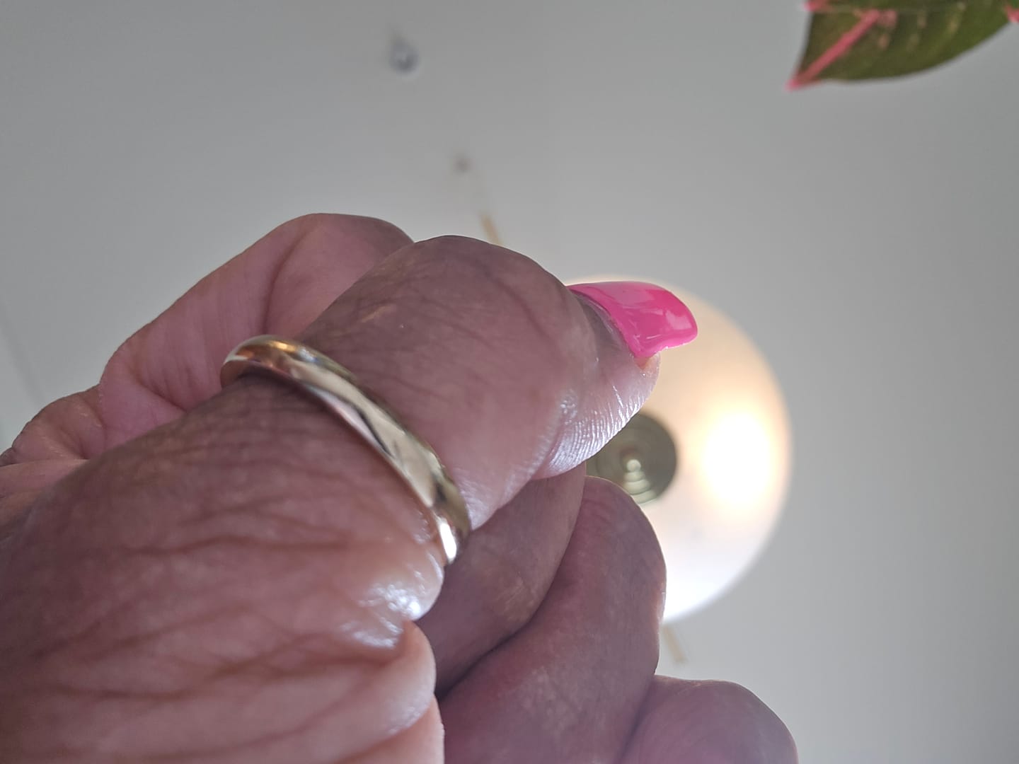 Customer photo review of Minimal Band Ring