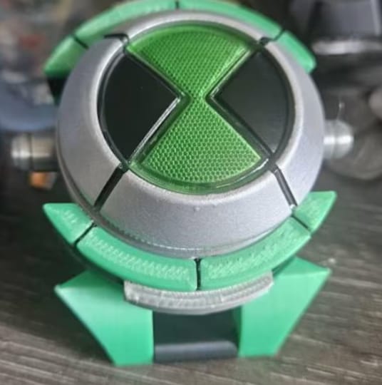 Customer photo review of Ben 10: Alien Force The Omnitrix Wearable Replica (Touch Sensing)