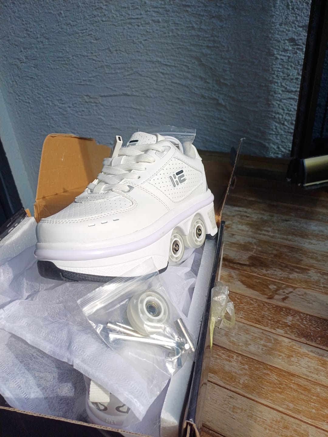 Customer photo review of Paten Ayakkabı Classic II Beyaz LED | Tekerlekli Spor Ayakkabı