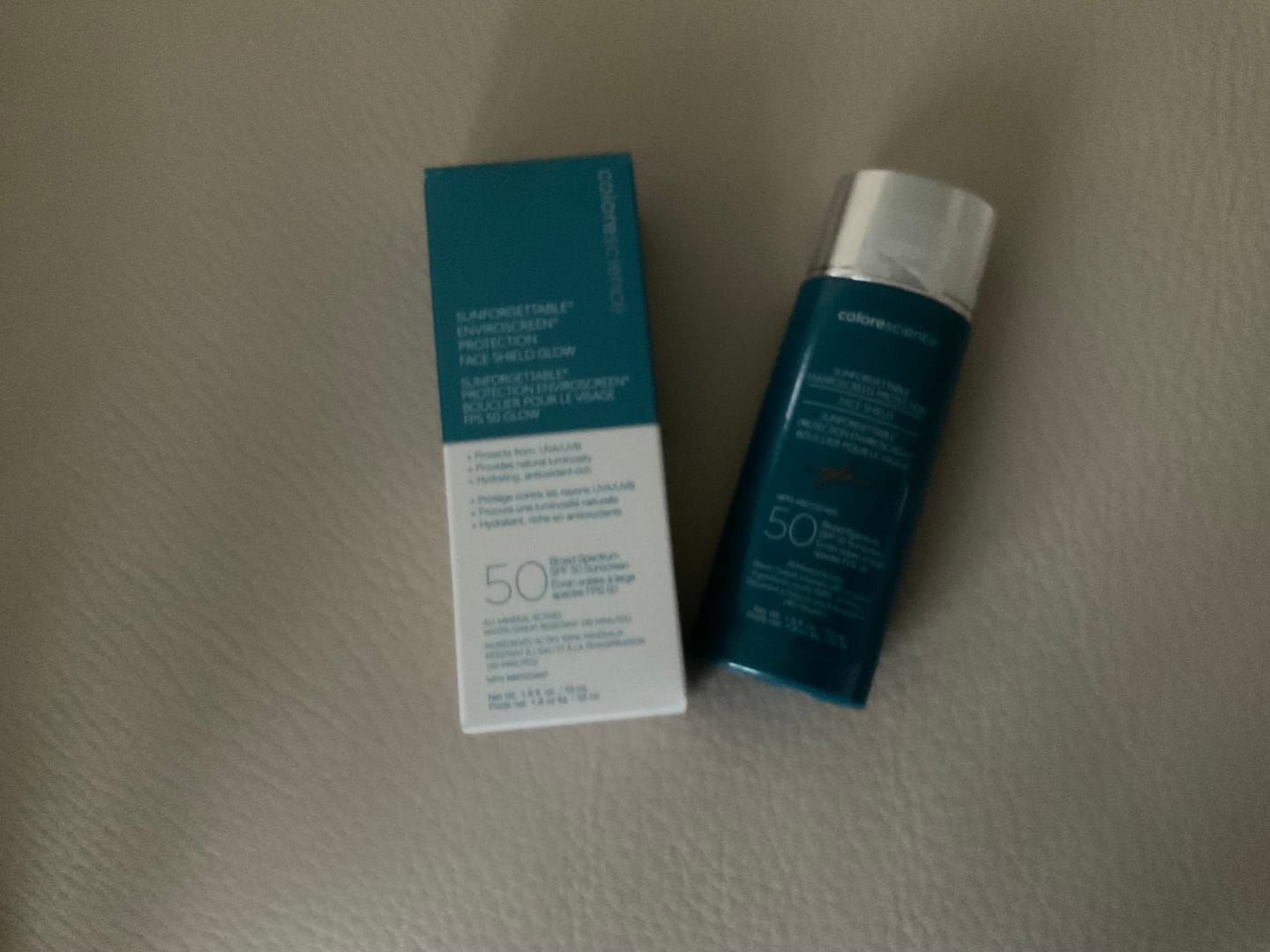 Customer photo review of Protection solaire Face Shield FPS 50 - Illuminatrice