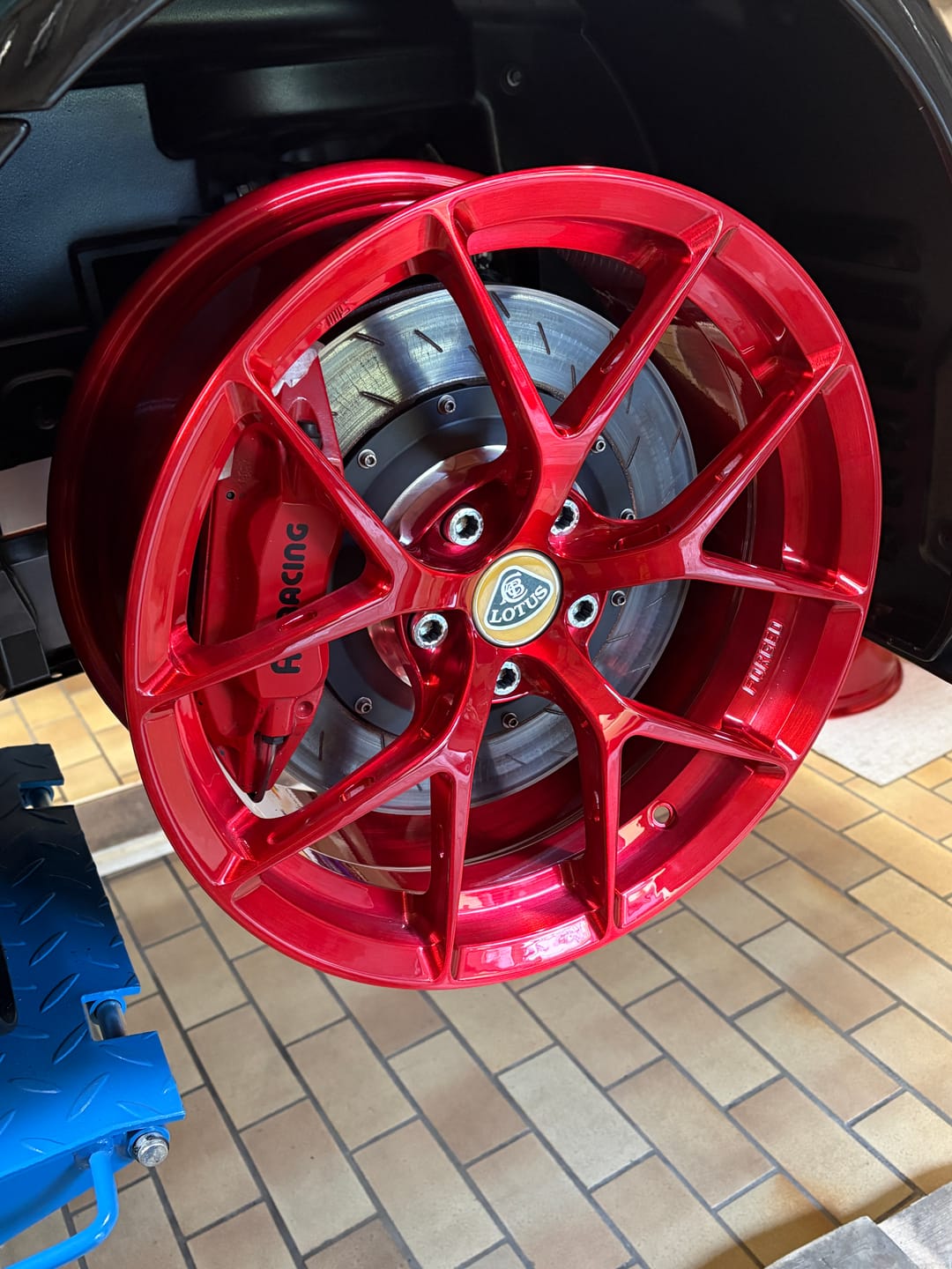 Customer photo review of Lotus Ultra-Light Alloy Forged Wheels V2 by Aerie Performance