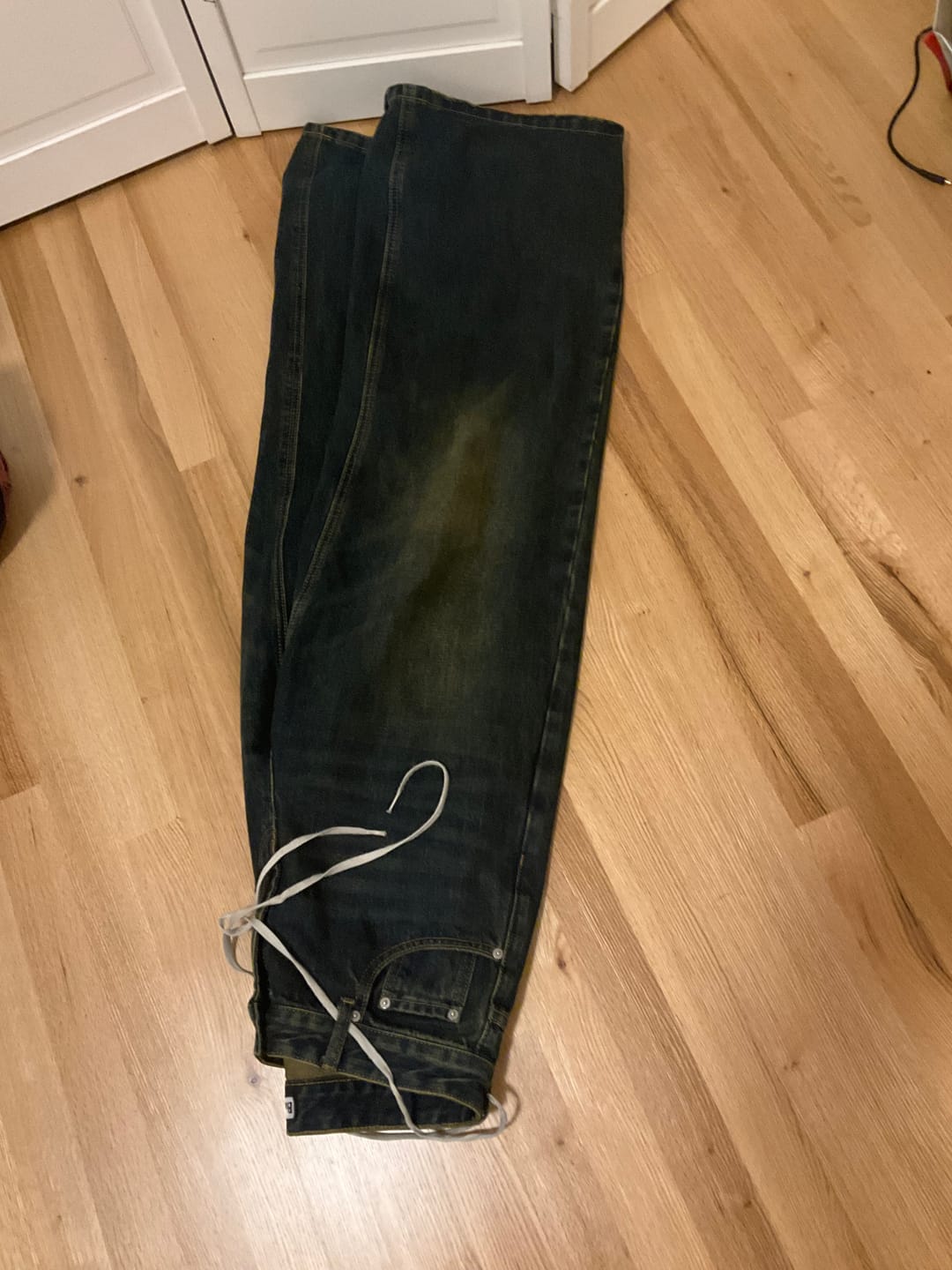 Customer photo review of Saturn Wash Denim