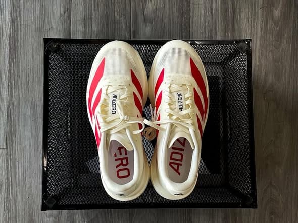 Customer photo review of Adidas Adizero EVO SL Off White Better Scarlet Men's